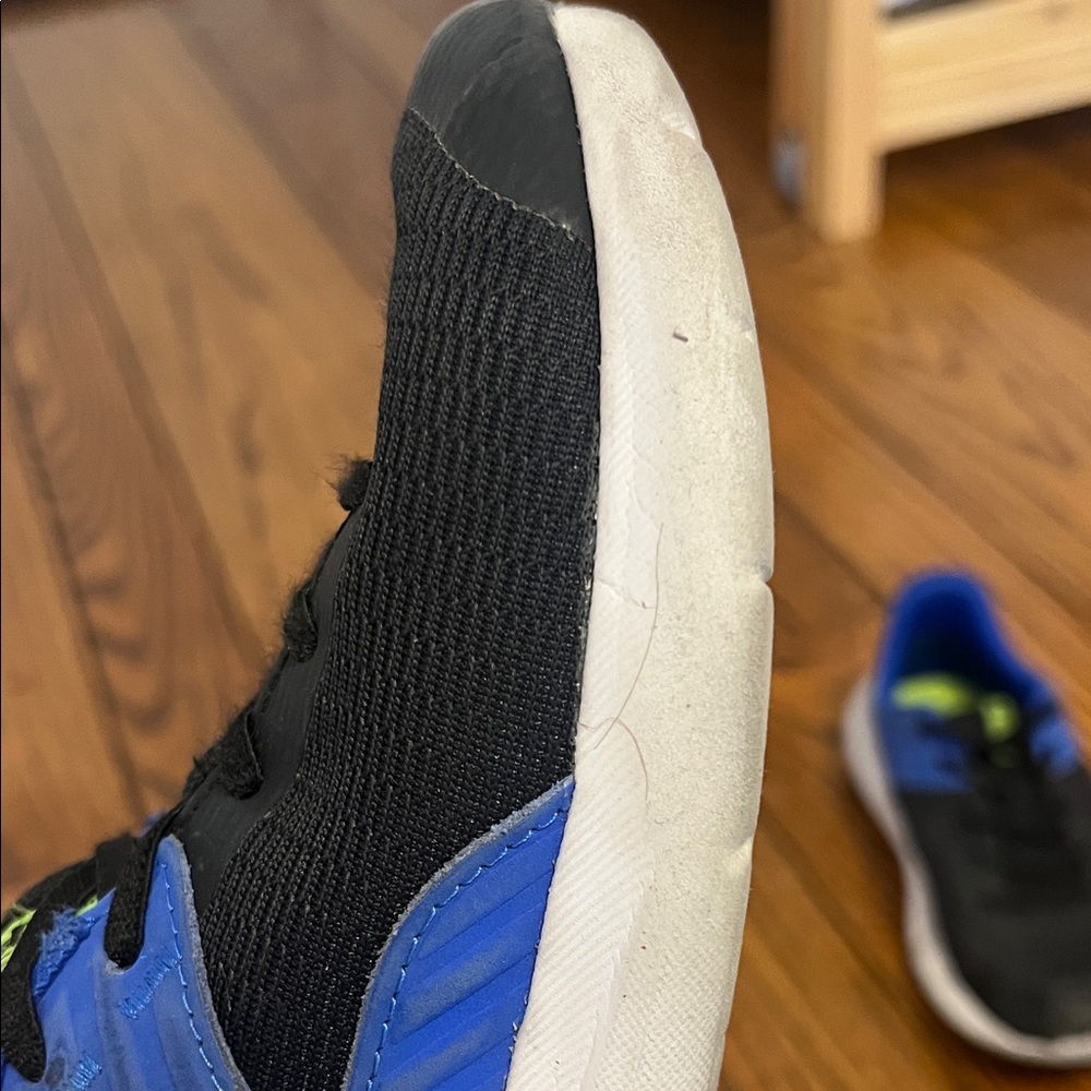 Under Armour Youth Black & Blue Sneakers with Neon Green Logo - Picture 4 of 17